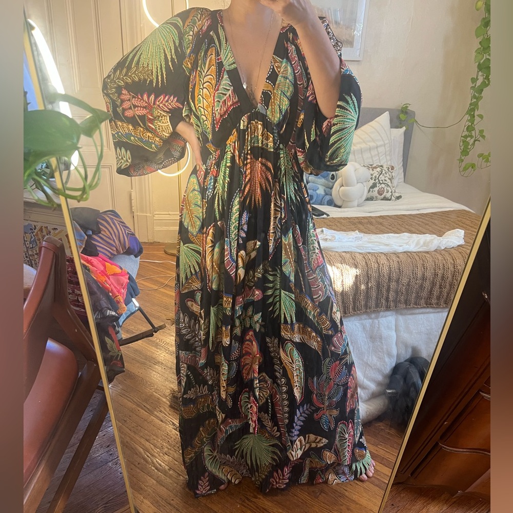 FARM Rio Multicolor Tropical Print Dress